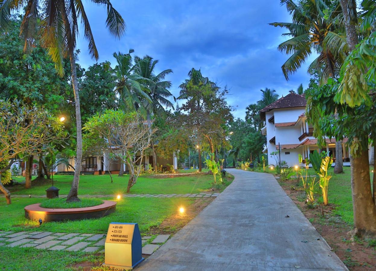 Estuary Sarovar Premiere Poovar Island Dış mekan fotoğraf
