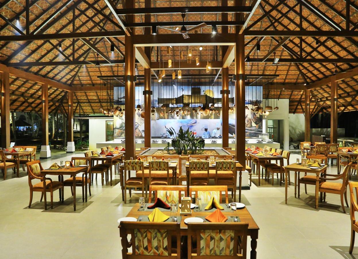 Estuary Sarovar Premiere Poovar Island Dış mekan fotoğraf
