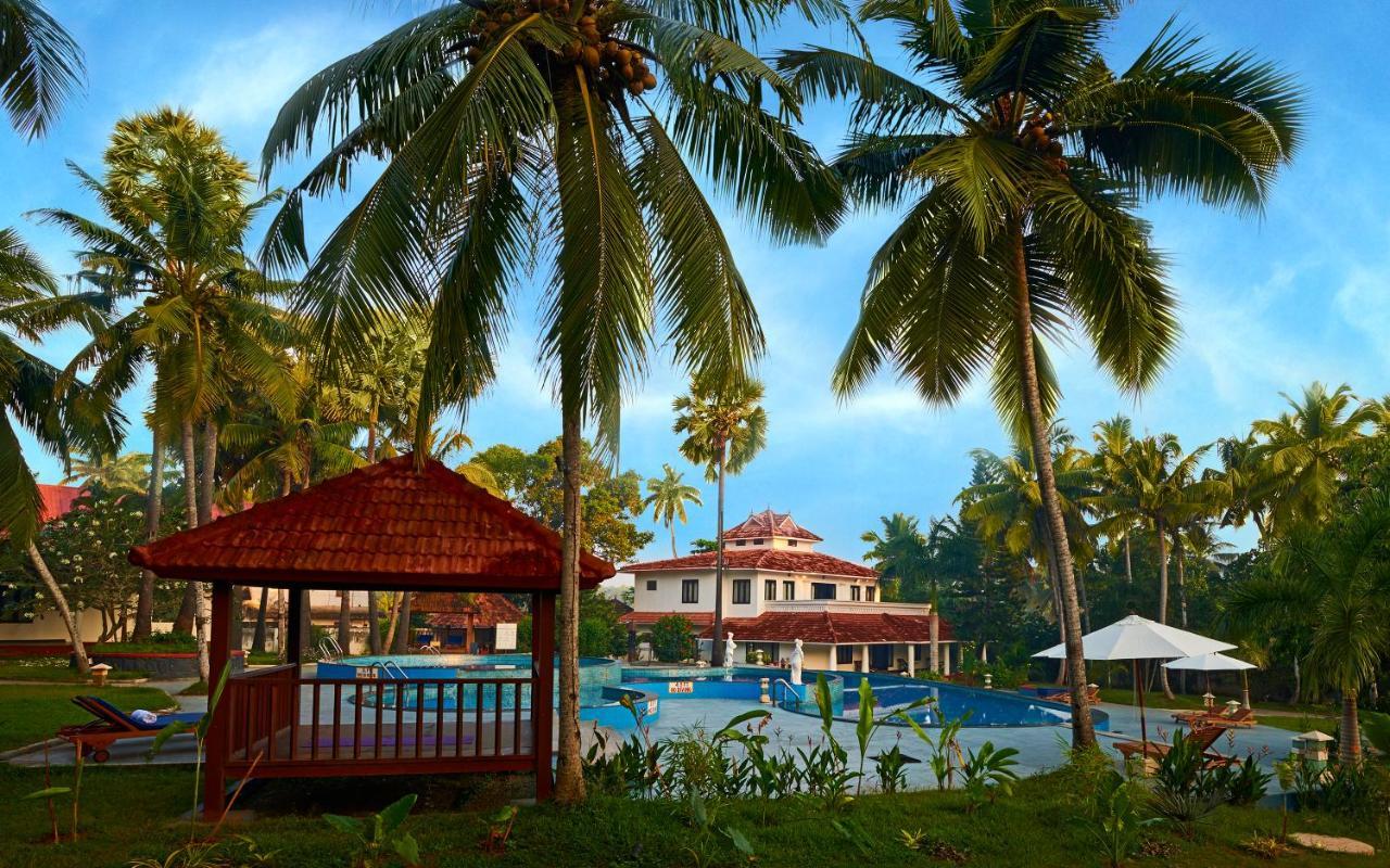 Estuary Sarovar Premiere Poovar Island Dış mekan fotoğraf