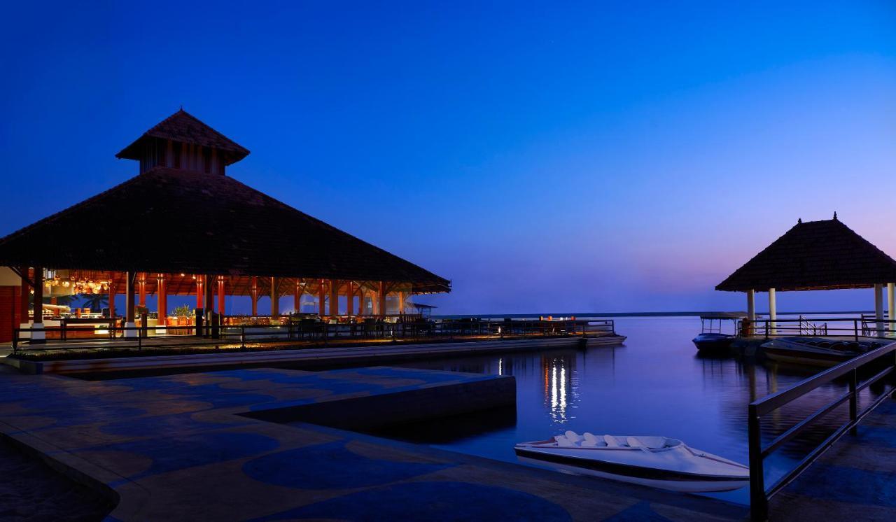 Estuary Sarovar Premiere Poovar Island Dış mekan fotoğraf