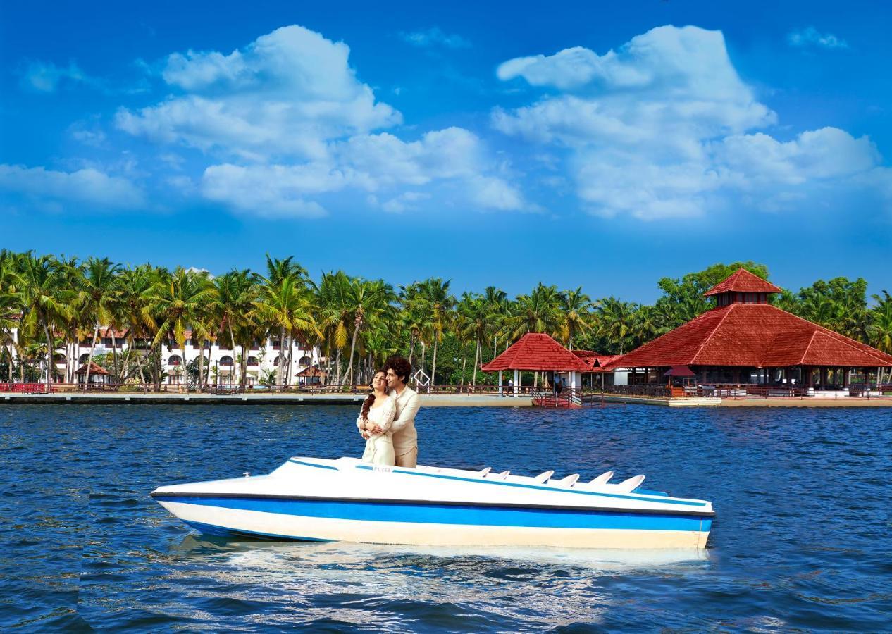 Estuary Sarovar Premiere Poovar Island Dış mekan fotoğraf