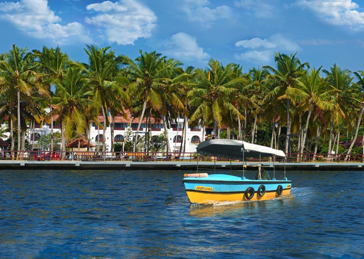 Estuary Sarovar Premiere Poovar Island Dış mekan fotoğraf